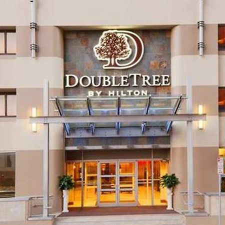 Doubletree By Hilton Hotel & Suites Pittsburgh Downtown Exterior photo